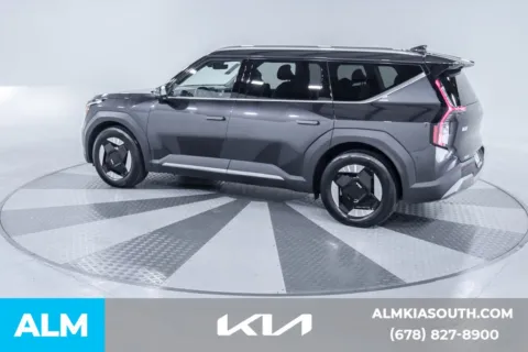 More photos of 2024 Kia EV9 Wind at ALM Kia South, GA