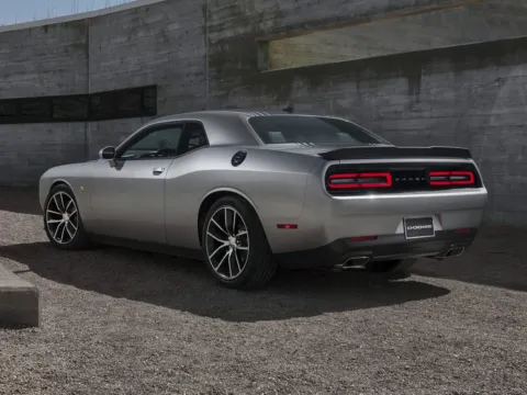 Red 2016 Dodge Challenger R/T Scat Pack for sale in Union City, GA
