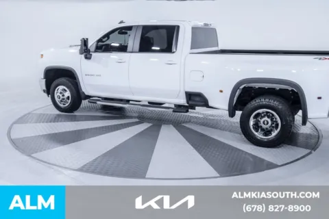 More photos of 2022 Chevrolet Silverado 3500HD LT at ALM Kia South, GA