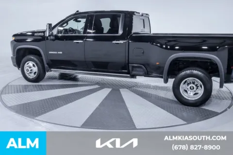 More photos of 2023 Chevrolet Silverado 3500HD High Country at ALM Kia South, GA