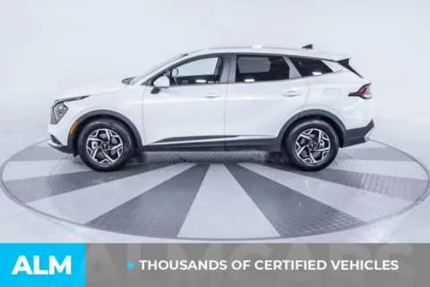 More photos of 2024 Kia Sportage LX at ALM Kia South, GA