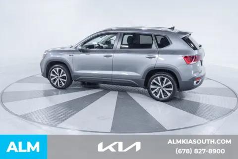 More photos of 2024 Volkswagen Taos 1.5T SE at ALM Kia South, GA