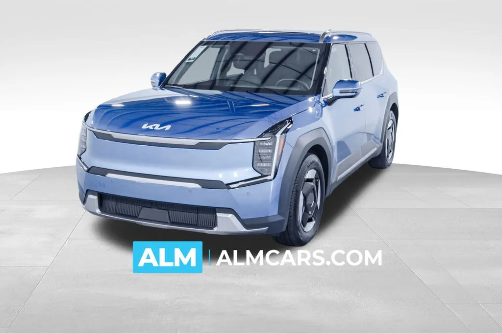 Used 2024 Kia Ev9 Wind with VIN KNDAFFS55R6031012 for sale in Lumberton, NC