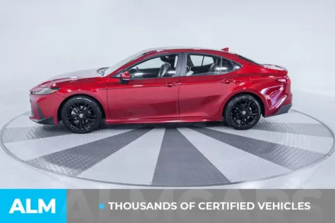 More photos of 2025 Toyota Camry SE at ALM Kia South, GA