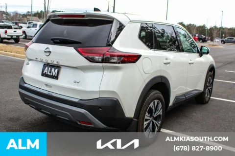 More photos of 2021 Nissan Rogue SV at ALM Kia South, GA