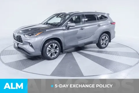 Another view of 2021 Toyota Highlander XLE for sale in Union City, GA at ALM Kia South
