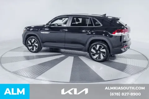 More photos of 2024 Volkswagen Atlas Cross Sport 2.0T SE w/Technology at ALM Kia South, GA