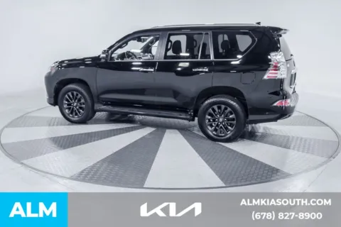 More photos of 2022 Lexus GX 460 at ALM Kia South, GA