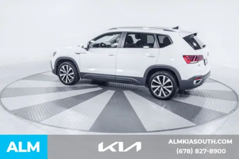 More photos of 2024 Volkswagen Taos 1.5T SE at ALM Kia South, GA
