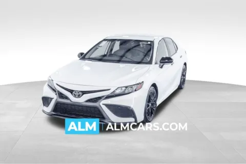 White 2022 Toyota Camry SE Nightshade for sale in Union City, GA
