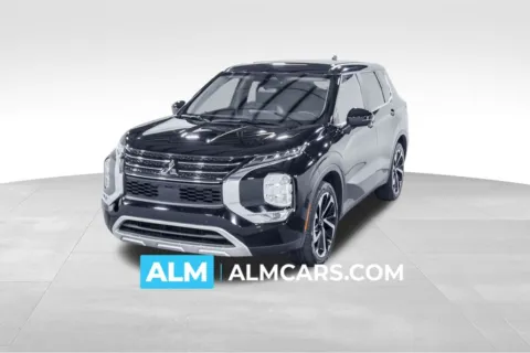 White 2024 Mitsubishi Outlander SE for sale in Union City, GA