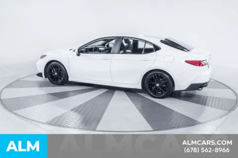 More photos of 2025 Toyota Camry SE at ALM Kia South, GA