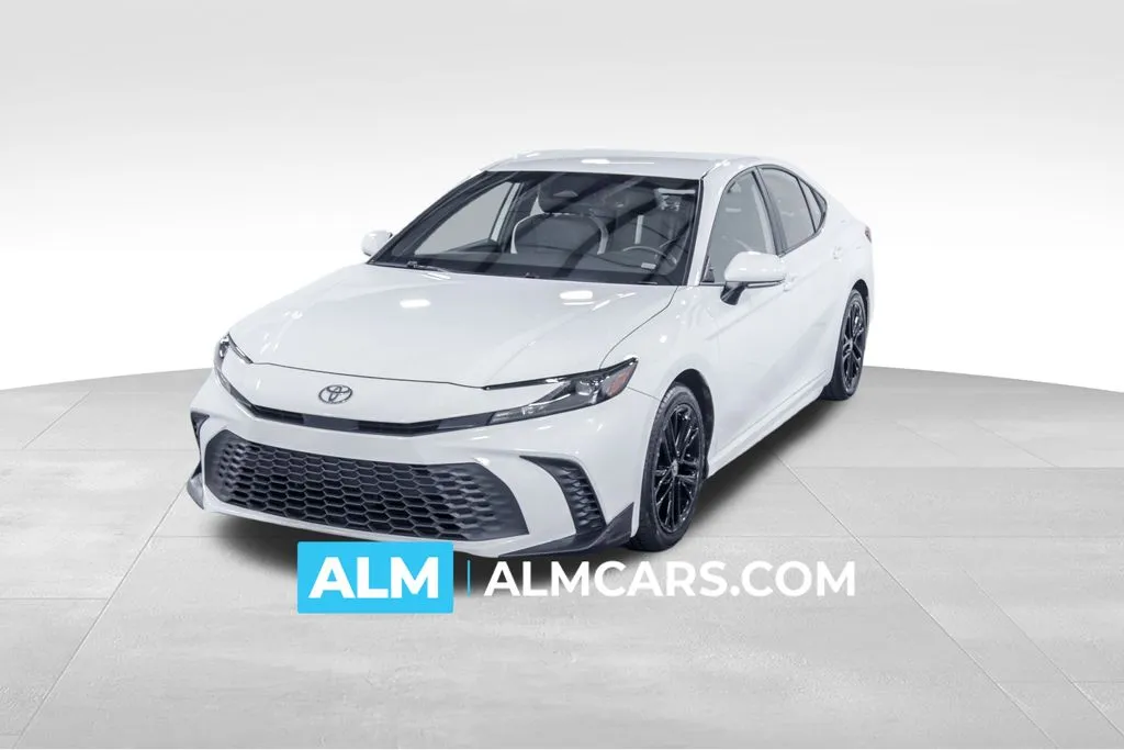 White 2025 Toyota Camry SE for sale in Union City, GA