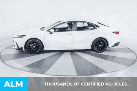 More photos of 2025 Toyota Camry SE at ALM Kia South, GA