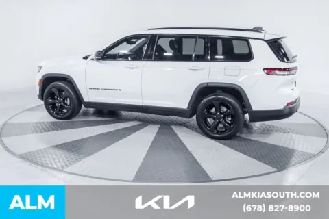 More photos of 2023 Jeep Grand Cherokee L Altitude at ALM Kia South, GA