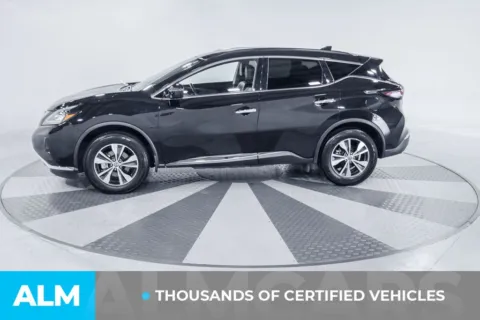 More photos of 2022 Nissan Murano SV at ALM Kia South, GA