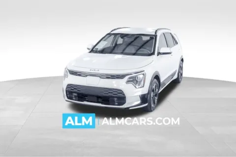 White 2024 Kia Niro EV Wind for sale in Union City, GA