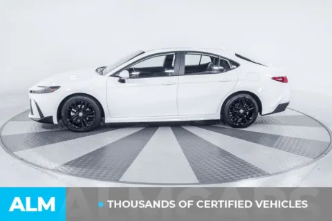 More photos of 2025 Toyota Camry SE at ALM Kia South, GA