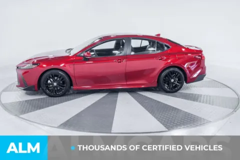 More photos of 2025 Toyota Camry SE at ALM Kia South, GA