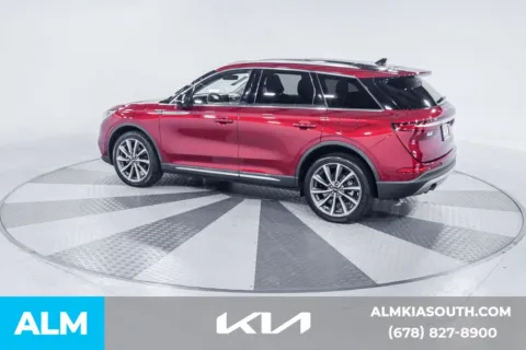 More photos of 2020 Lincoln Corsair Reserve at ALM Kia South, GA