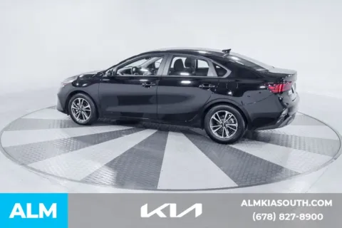 More photos of 2023 Kia Forte LXS at ALM Kia South, GA