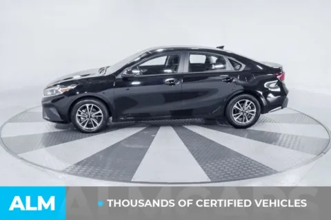 More photos of 2023 Kia Forte LXS at ALM Kia South, GA