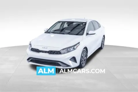 White 2024 Kia Forte LXS for sale in Union City, GA