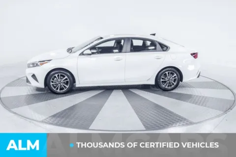 More photos of 2024 Kia Forte LXS at ALM Kia South, GA