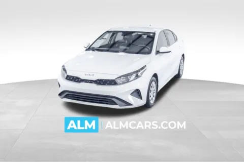 White 2024 Kia Forte LX for sale in Union City, GA