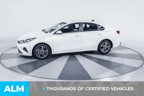 More photos of 2024 Kia Forte LXS at ALM Kia South, GA