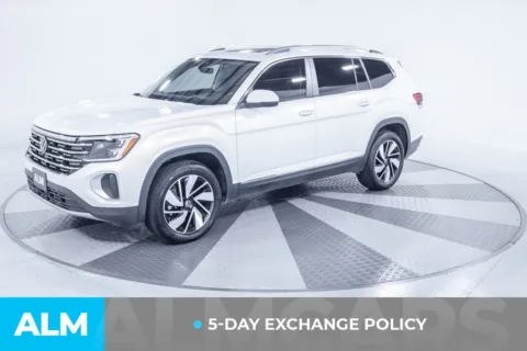 More photos of 2025 Volkswagen Atlas 2.0T SEL at ALM Kia South, GA