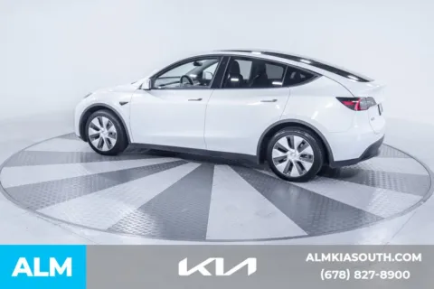More photos of 2020 Tesla Model Y Long Range at ALM Kia South, GA