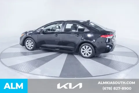 More photos of 2020 Toyota Corolla LE at ALM Kia South, GA