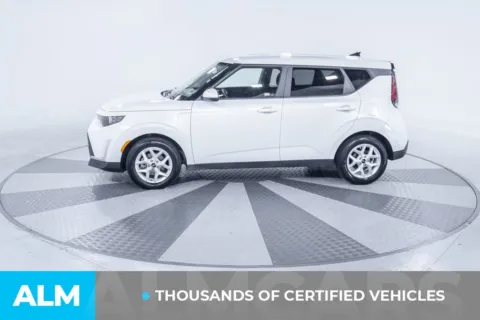 More photos of 2023 Kia Soul LX at ALM Kia South, GA