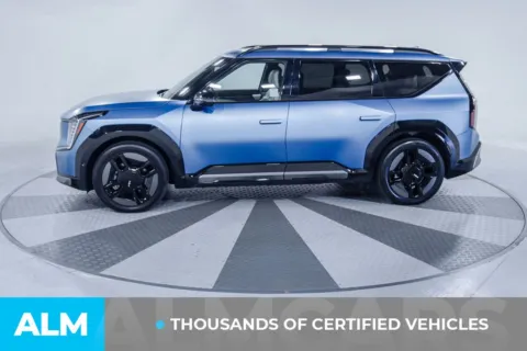 More photos of 2024 Kia EV9 GT-Line at ALM Kia South, GA