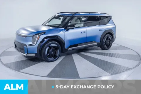 More photos of 2024 Kia EV9 GT-Line at ALM Kia South, GA