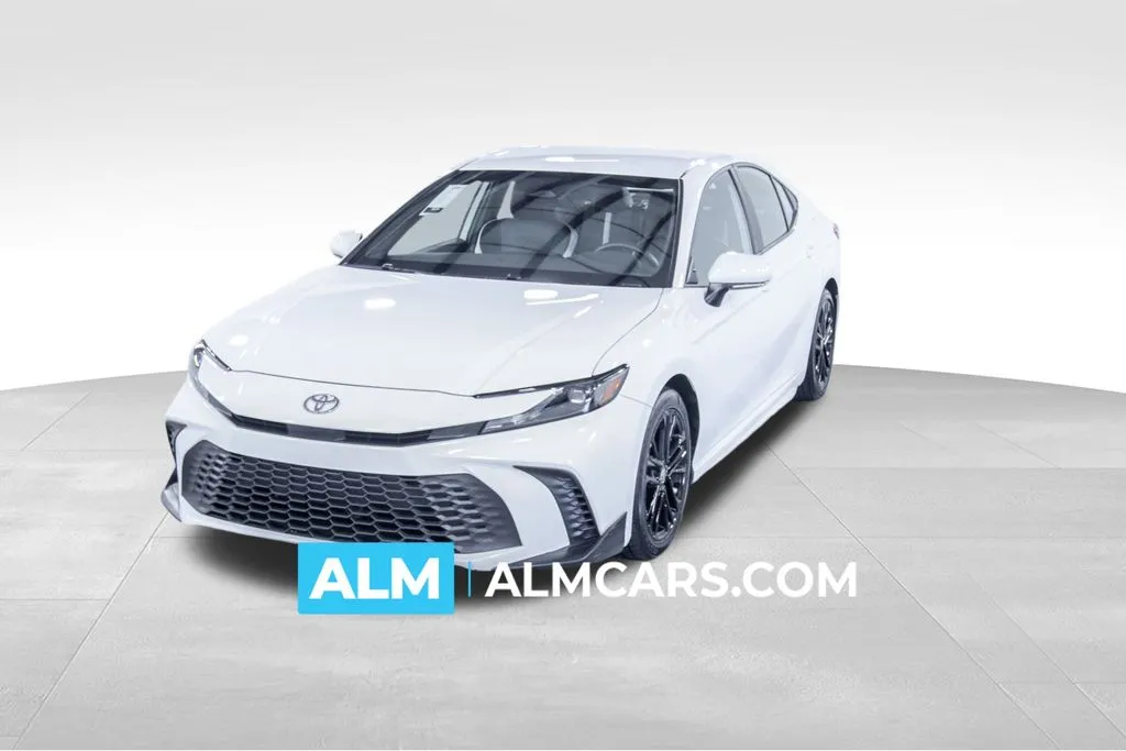 White 2025 Toyota Camry SE for sale in Union City, GA