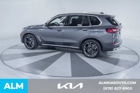 More photos of 2021 BMW X5 xDrive40i at ALM Kia South, GA