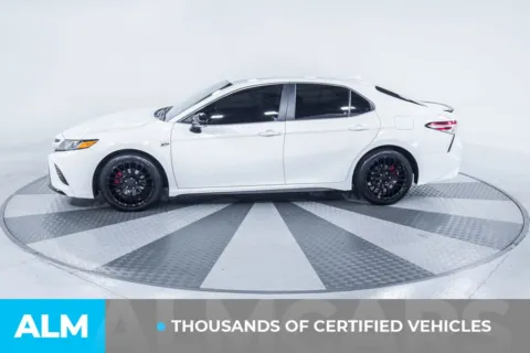 More photos of 2020 Toyota Camry SE at ALM Kia South, GA