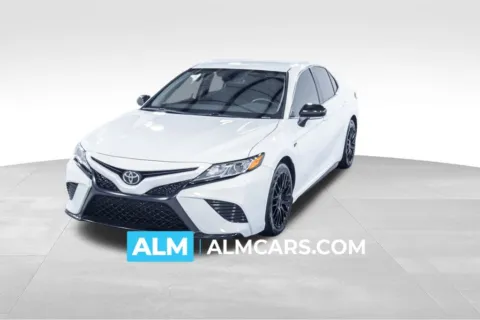 White 2020 Toyota Camry SE for sale in Union City, GA