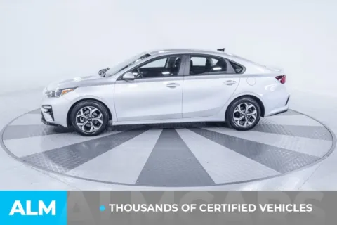 More photos of 2019 Kia Forte LXS at ALM Kia South, GA