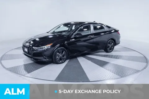 Another view of 2022 Hyundai Elantra SEL for sale in Union City, GA at ALM Kia South