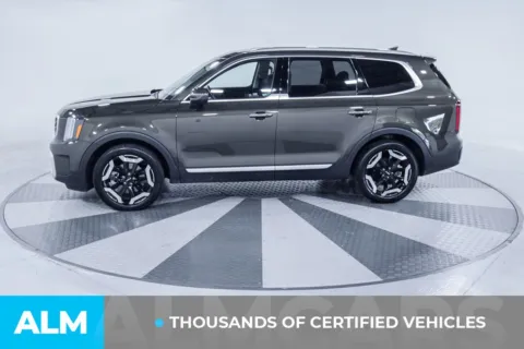 More photos of 2025 Kia Telluride S at ALM Kia South, GA