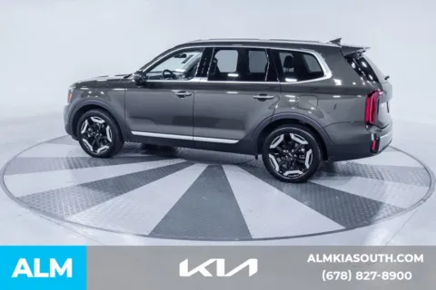 More photos of 2025 Kia Telluride S at ALM Kia South, GA