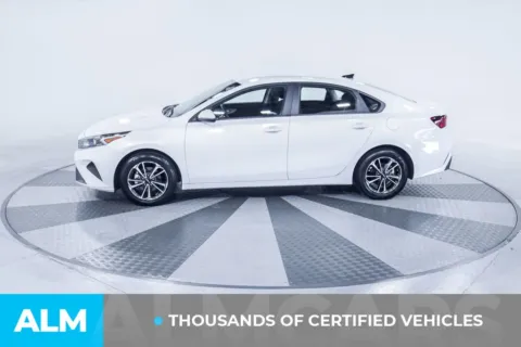 More photos of 2024 Kia Forte LXS at ALM Kia South, GA