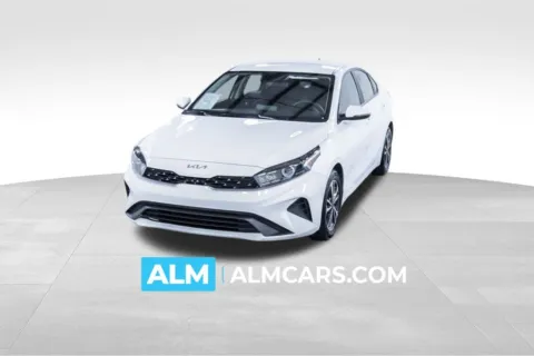 White 2024 Kia Forte LXS for sale in Union City, GA