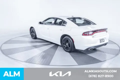 More photos of 2022 Dodge Charger SXT at ALM Kia South, GA