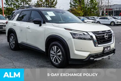 More photos of 2024 Nissan Pathfinder SL at ALM Kennesaw, GA