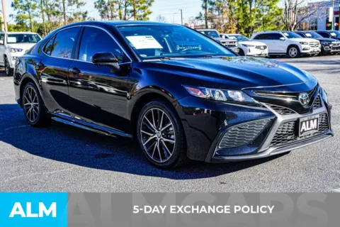 More photos of 2023 Toyota Camry SE at ALM Kennesaw, GA