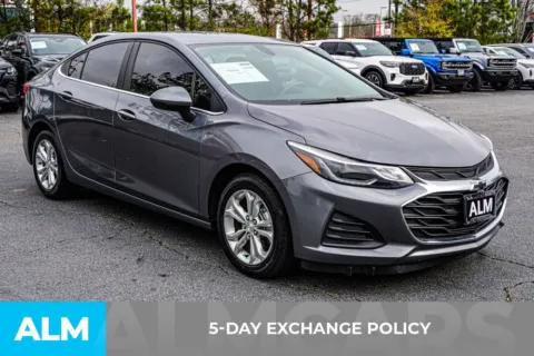 More photos of 2019 Chevrolet Cruze LT at ALM Kennesaw, GA